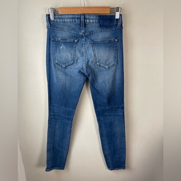 Amo Twist Zip Jeans in Dive Bar Destroy Wash 26 - Picture 4 of 12